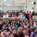 महिला डिग्री कॉलेज के सभागार में 14 सितम्बर दिन शनिवार को हिन्दी दिवस का आयोजन