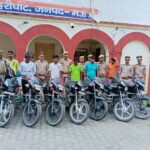 चोरी की 10 बाइक के साथ शातिर चोर गिरफ्तार