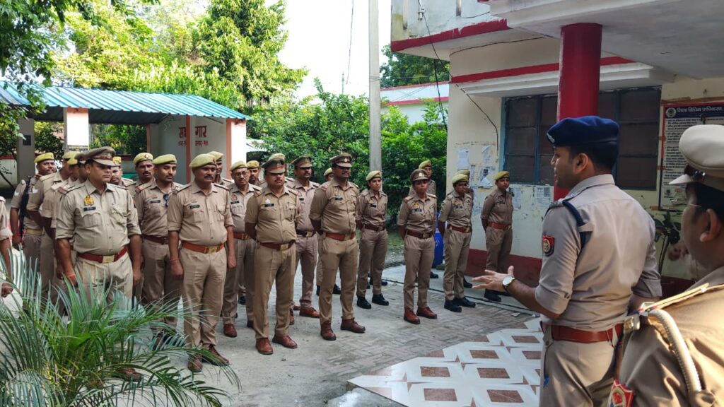 सीओ जितेन्द्र सिंह ने रानीपुर थाने में लिया जायजा, पुलिसकर्मियों को दिए जरूरी दिशा-निर्देश