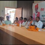 बड़राव में लगी चौपाल, पेंशन और महिला योजनाओं की मिली जानकारी